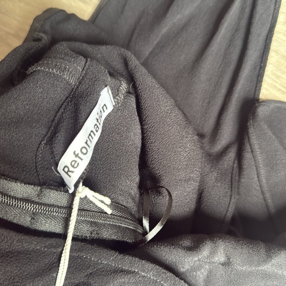 NEW REFORMATION Carlie Midi Dress In Black 4 - Picture 11 of 13